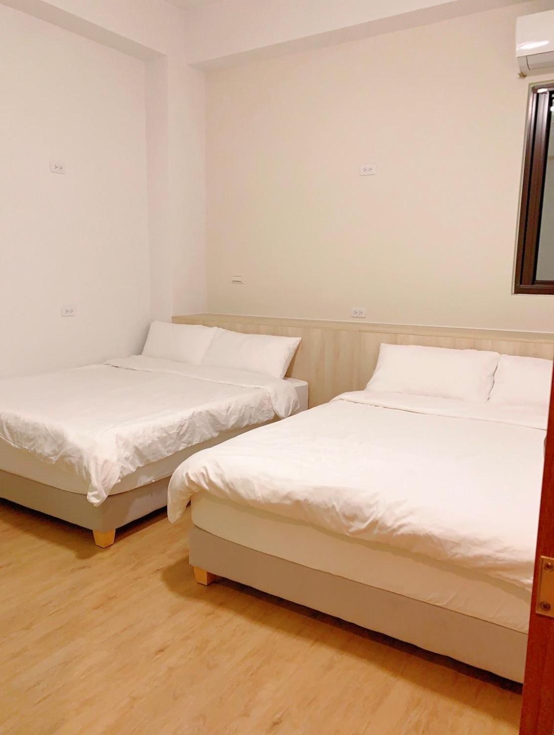 Travelers Hostel Magong Esterno foto